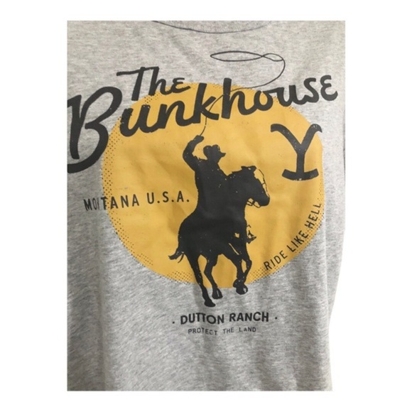 Yellowstone gray The‎ Bunkhouse dutton ranch Montana USA tshirt size large new - Picture 9 of 10